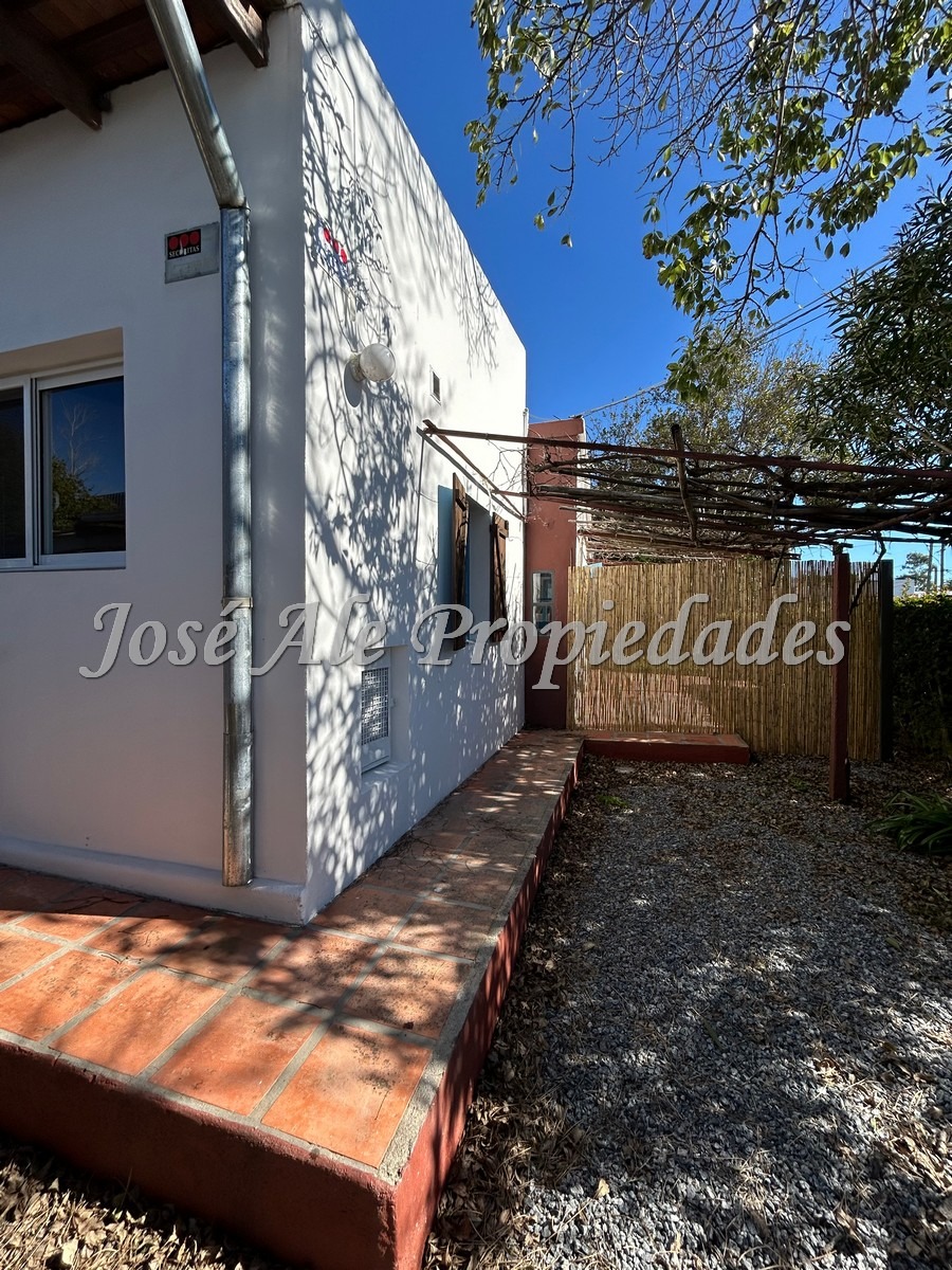 2521_WhatsApp Image 2025-08-28 at 11.20.31 (2).jpeg